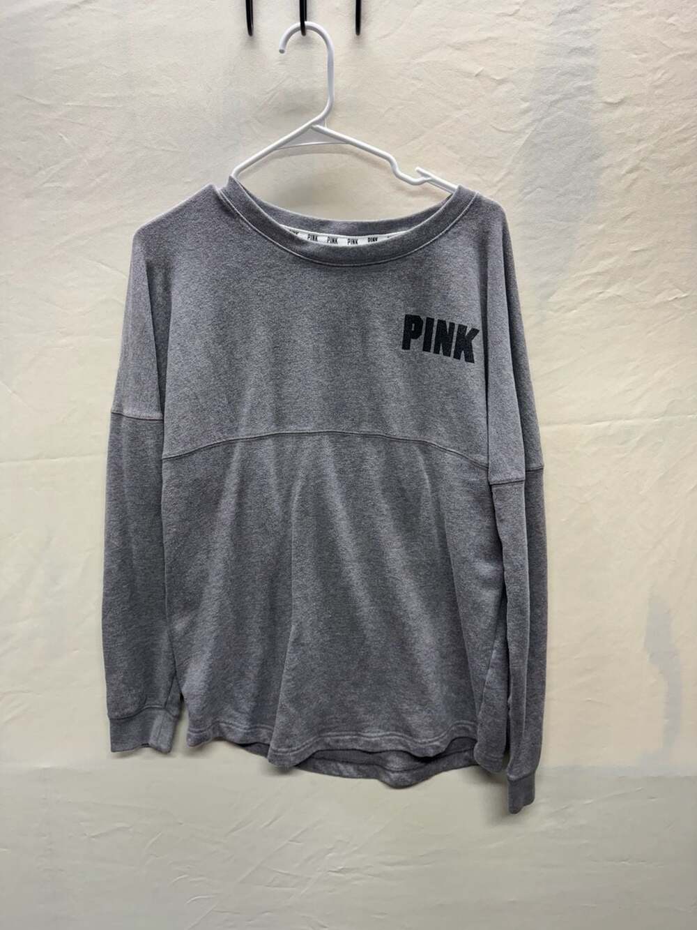 Victoria's Secret PINK Gray Long Sleeve Campus Crew Sweatshirt Size Medium
